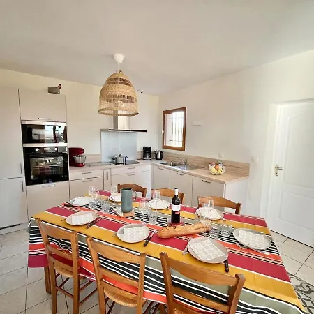 Holiday home Les Vallons De Gascogne Bazian